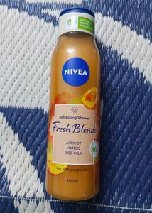 Nivea Fresh Blends Shower Gel