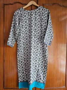 Self Weaved Embroidered Kurti