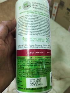 Mamaearth Onion Shampoo