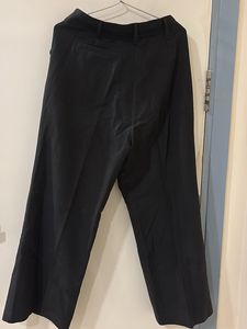 Elegant Black Wide-Leg Trousers