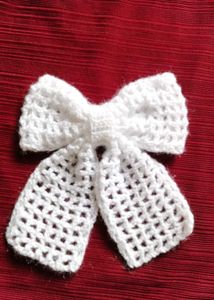White Crochet Bow Accessory
