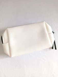 Smytten Premium Vanity Pouch – Elegant &amp; Spacious