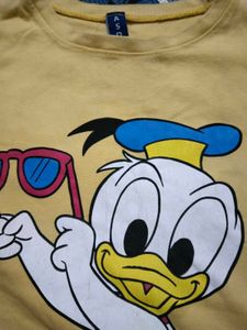 Donald Duck Graphic Tee