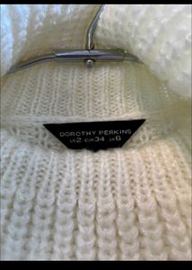 Design Pullover Sweater