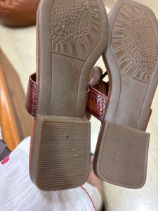 New Kolhapuri Chappals