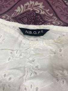 Eyelet Puff Sleeve Top