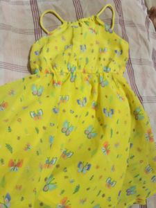 Lovely Sleevless Frock