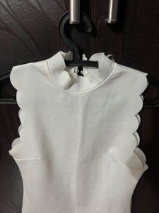 Scalloped White Top - S