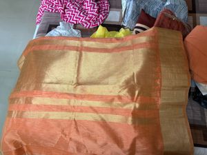 Elegant Peach &amp; Gold Saree