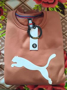 Puma Sweatshirt - Stylish and Trendy