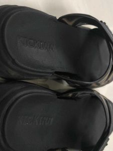 Pista Clogs &amp;  Black Flip Flops