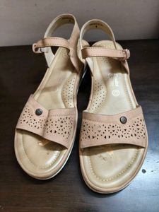 Venus Steps Women Brown White Wooven Sandal