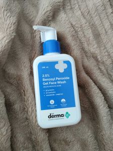 The Derma Co Benzoyl Peroxide Gel Face Wash
