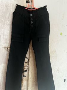 Black Skinny Jean For  Girl 5-7age Probably.