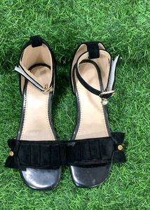 Black Velvet Sandal For Girls 5-6 YEARS