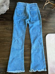 Bootcut Stretchable Denim .