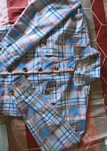 Crop Buttoned Shirt/Jacket