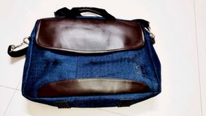 Laptop Messenger Bag