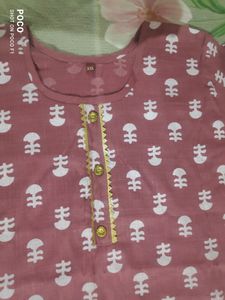 Women Maroon Kurti....
