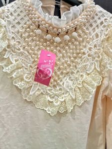 🌼Elegant Pearl-Embellished Lace Top