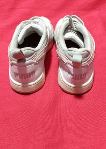 Puma Shoes Size 6/8 Years Girls