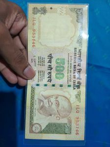 500 Rupees Note Old Issue Crisp Condition, Collect