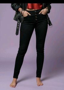 Black High-Waisted Jeans