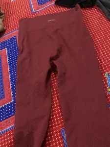 Burgundy Textured Leggings