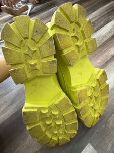 H&amp;M Green Chelsea Boots