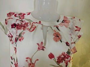 Premium Floral Print Top