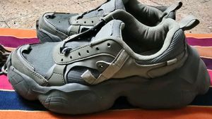 Zudio Green Sneakers