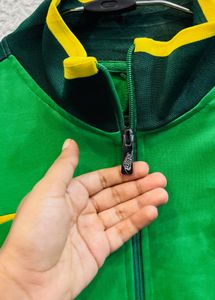 🇮🇹 Nike Imported Green Jacket