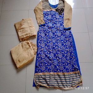 Kurthi Pant Set
