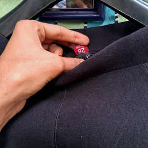 Slim Fit Black Jeggings