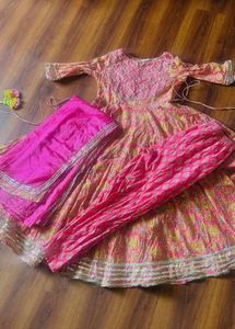 Pink Floral Kurta Set M size