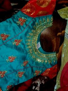 Girls&#39; Traditional Indian Dress