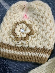 Woolen Muffler With Cap