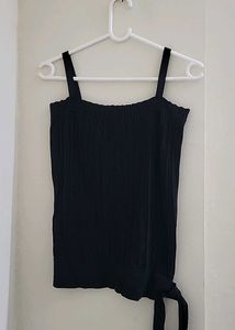 Black Knot Tank Top