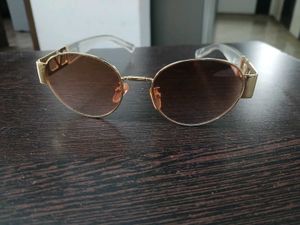 Classic Aviator style