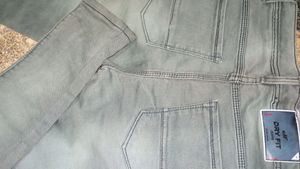 t-shirt &amp; jeans pant good 15 years boy