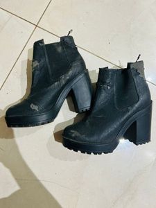 H&amp;M Black Leather Boots