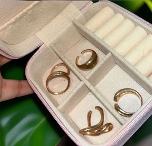 Gold Plated Set of 4 Stackable Finger Rings🎀🎀