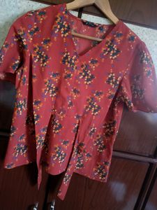 Van Heusen Red Floral Top,Bustsize-38, Christmaspopup
