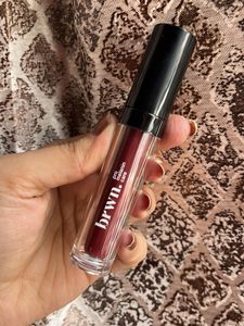 Brwn Liquid Lipstick ✨