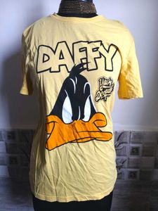 BOGO🎁Buy One Get 1 Free🎁Daffy Duck Graphic Tee