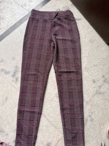 Checked Skinny Pants