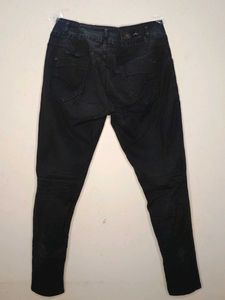 Black High-Waisted Skinny Jeans