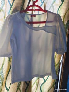 casual puff sleeve design for women white top