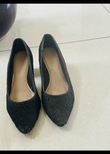 black lace heels