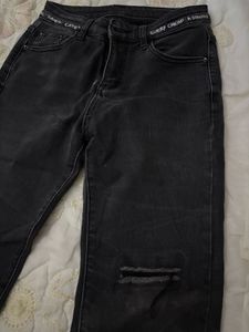 Black Distressed Jeans